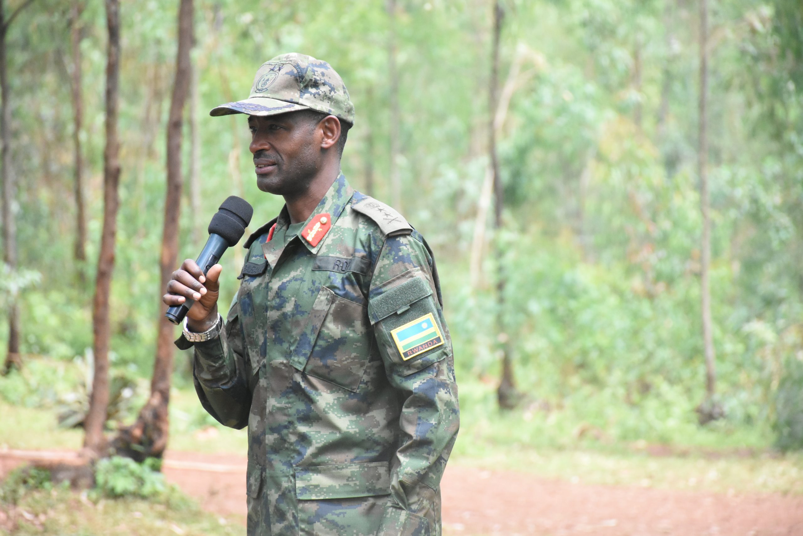 Ngoma : Gen. Mubarak yasabye urubyiruko guhaguruka rukarwana intambara irwugarije