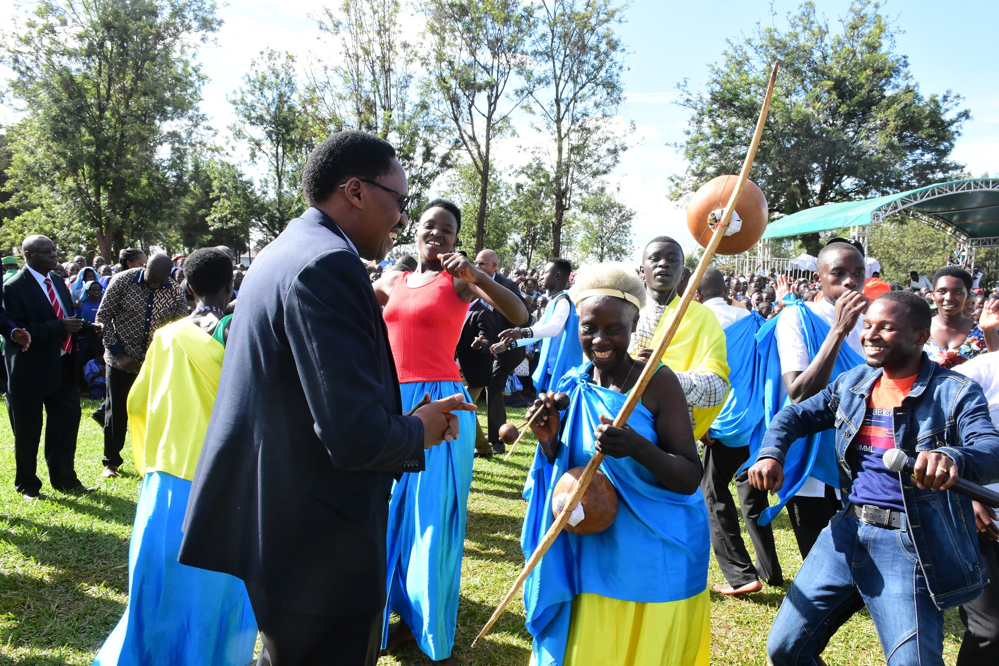 Abakoresha ururimi rw’Ikirashi bafite impungenge ko rushobora kuzima
