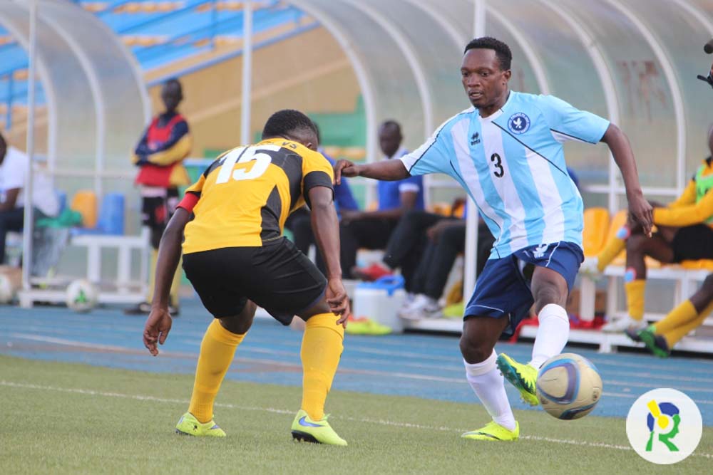 Sunrise FC yasinyishije Ndayishimiye Celestin, inongerera amasezerano myugariro wayo