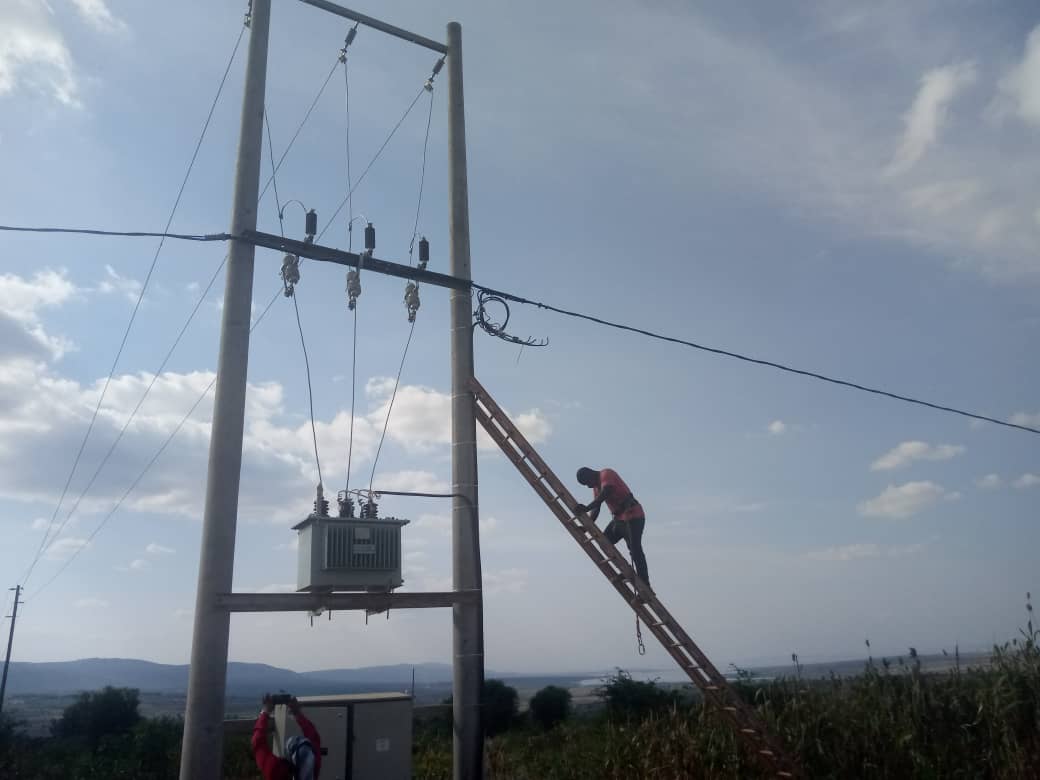 Nyuma y’imyaka 20 Umurenge wa Ndego urashyize ubonye amashanyarazi