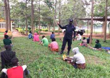 Ngoma: Abasaga 30 bafatiwe mu rugo basenga barenze ku mabwiriza yo kwirinda COVID-19