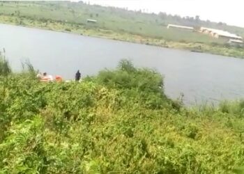 Umugabo yishe umwana w’imyaka 10 amuroshye muri Muhazi