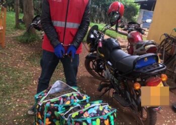 Kayonza: Umusore yafatanywe ibiro icumi by’urumogi kuri moto