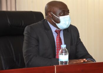 Guverineri Gasana atangiye akazi asaba abayobozi gukorana umurava
