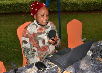 “Hari abazi ko abagore turi abanyantege nke ariko si byo”- Akimana Latifa