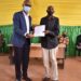 Aborozi basaga 100 bahawe ibyangombwa by’ubukode bw’ubutaka
