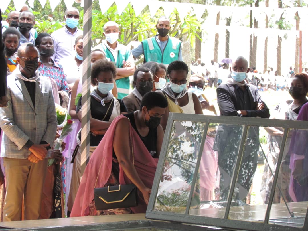 Bugesera: Hashyinguwe mu cyubahiro imibiri 6 y’abishwe muri Jenoside mu ...