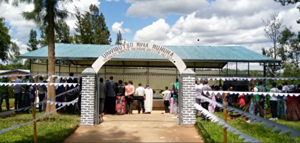 Bugesera: Hashyinguwe mu cyubahiro imibiri 6 y’abishwe muri Jenoside mu ...