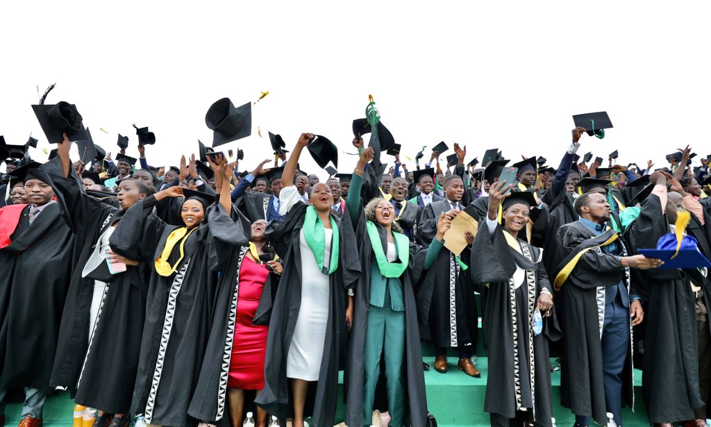 Amafoto: Menya ibikorwa by’ingenzi byaranze icyumweru mu Ntara y ...
