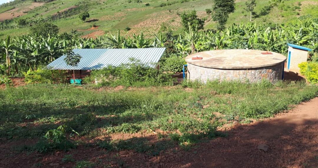 Ku isoko ya Nyakagera ni hamwe mu hateganyijwe gushyirwa moteri izamura amazi akoreshwa mu bice by'Umurenge wa Kirehe(Amafoto: Manishimwe N.)
