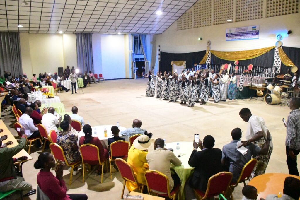 Nyagatare: CG Gasana yasabye abaturage kwirinda kuvanga umuco w’u ...