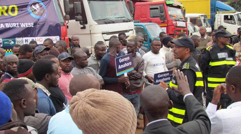 Bugesera: Abatwara amakamyo basabwe kwirinda kugira uruhare mu mpanuka ...