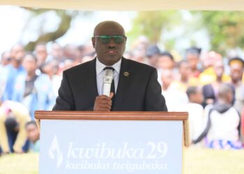 Tugomba guhora twibuka kandi twubakira ku mahitamo yacu_Guverineri Gasana