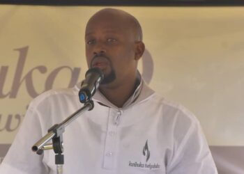 Kirehe: Perezida wa Ibuka yasabiye abana barokotse Jenoside gufashwa kumenya inkomoko y’imiryango yabo
