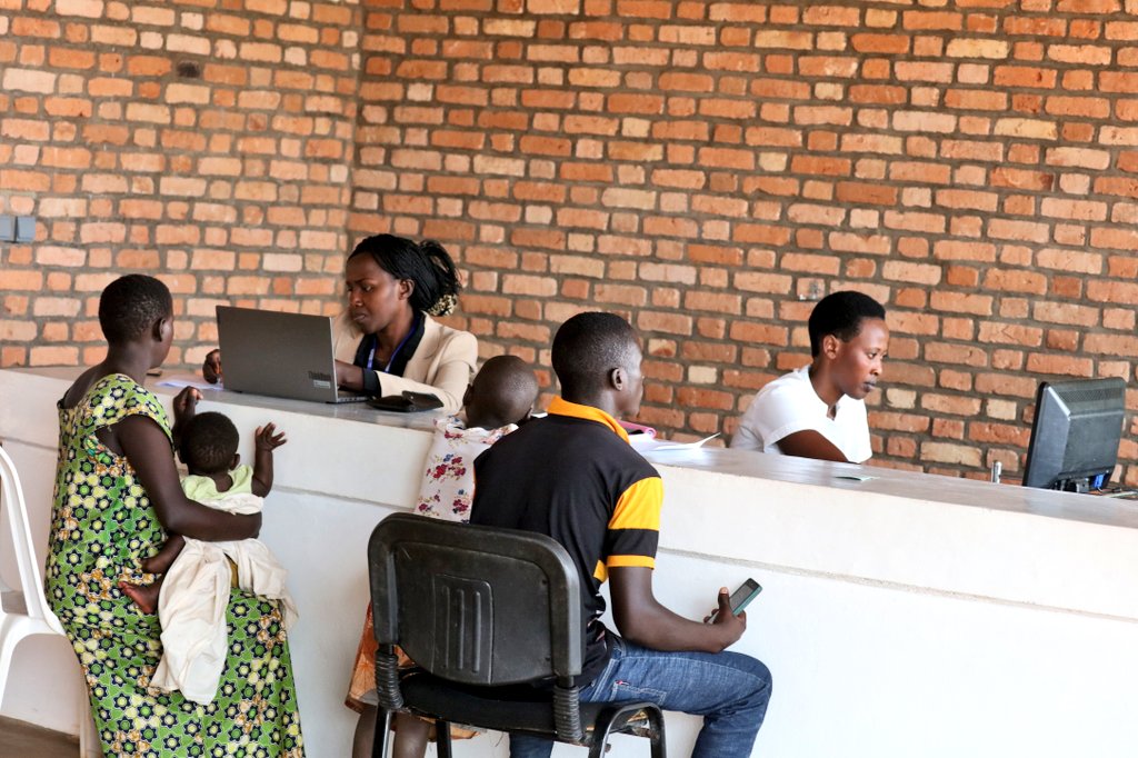 Rwamagana: Abaturage bashyikirijwe ikigo nderabuzima barasaba guhabwa ...