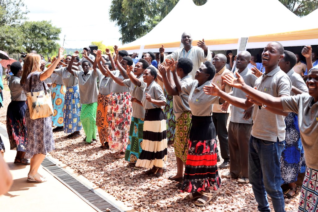 Rwamagana: Abaturage bashyikirijwe ikigo nderabuzima barasaba guhabwa ...