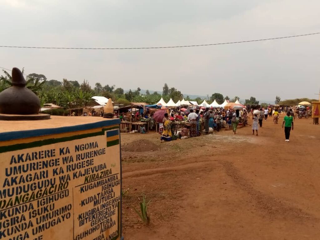 Abacururiza mu isoko rya Rugese bafite uruhuri rw’ibibazo birimo no ...