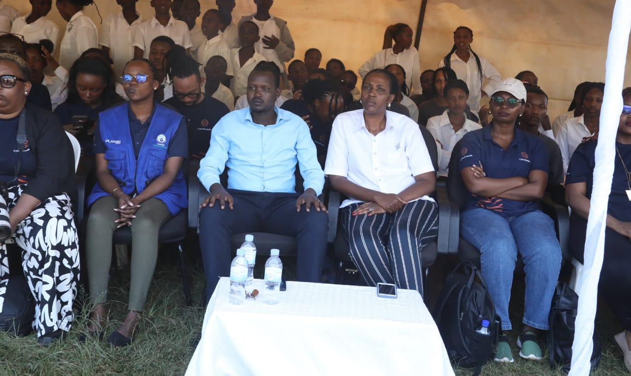 Kayonza: Urubyiruko rwishimiye gahunda ya Cyber Rwanda – MUHAZI YACU