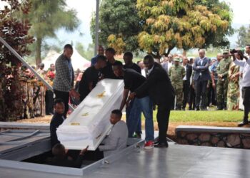 Rwamagana: Imibiri 13 y’abazize Jenoside yakorewe Abatutsi yashyinguwe mu cyubahiro