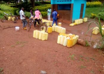 Ikibazo cy’ibura ry’amazi mu mujyi wa Nyakarambi kiri kuvugutirwa umuti