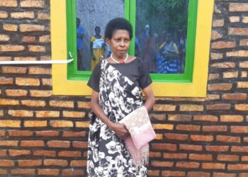 Rwamagana: Kampire warokotse Jenoside yishimiye inzu yubakiwe