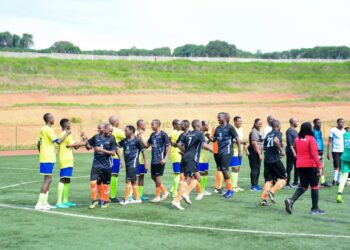 Abakozi b’Akarere ka Nyagatare bihanije aba Ngoma mu mukino wa gishuti