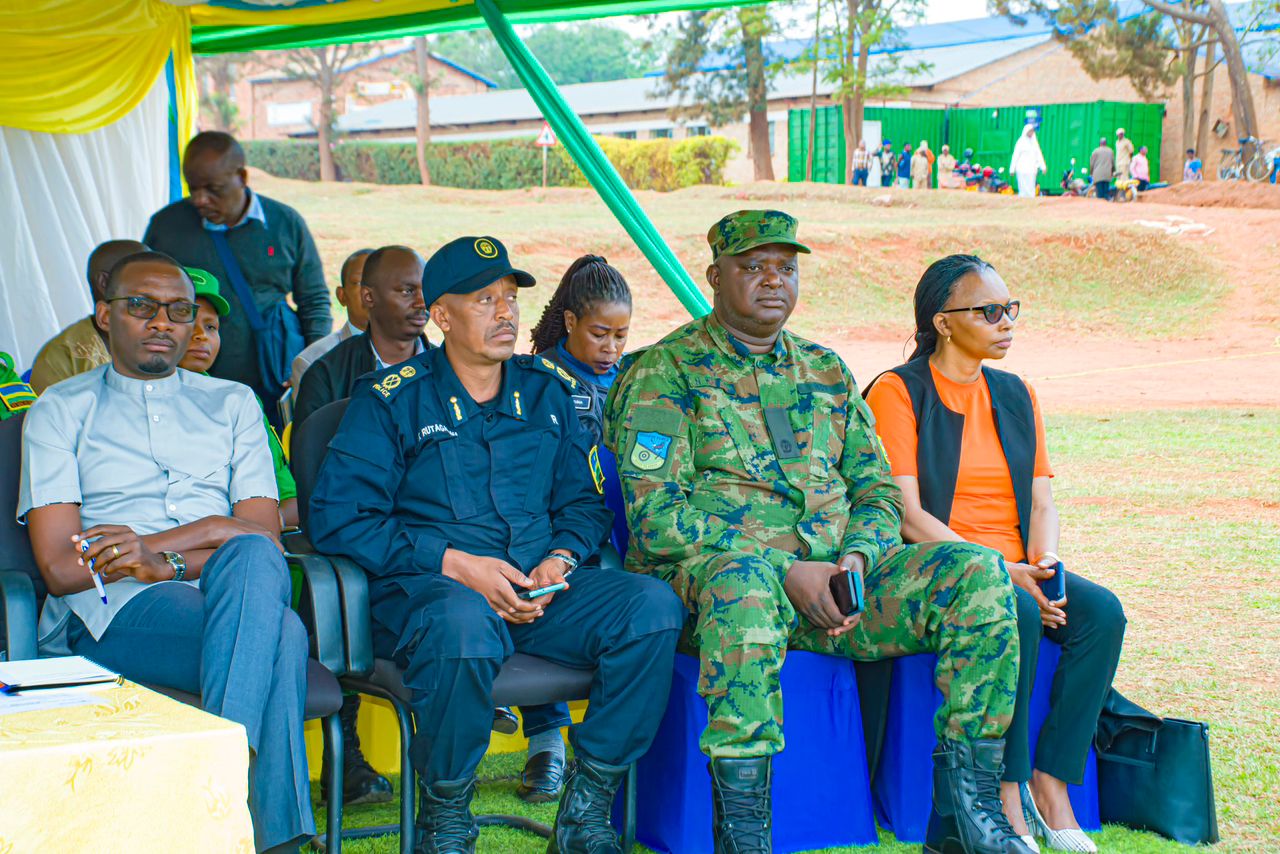Iburasirazuba: Imiryango 590 yabanaga mu buryo butemewe n’amategeko ...