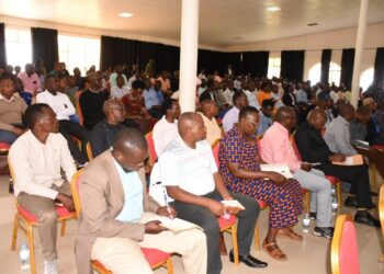 Gatsibo: Abayobozi basabwe kujya baganiriza urubyiruko ruri ku dusima