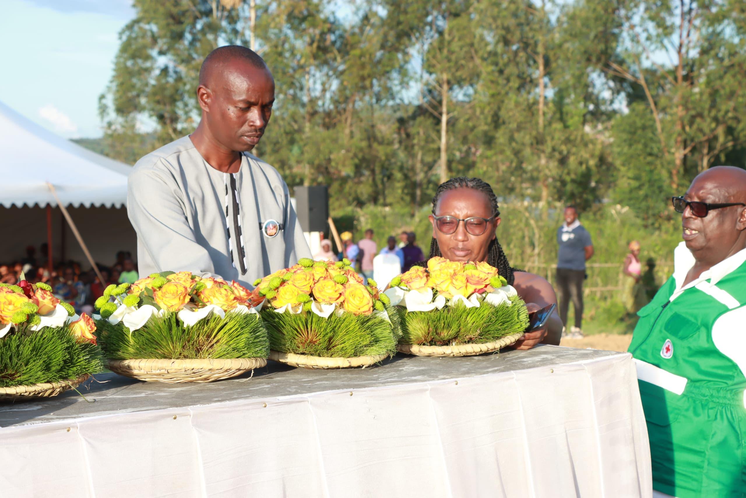 Bugesera: Bibutse Abatutsi barenga 450 biciwe ku musozi wa Kayenzi muri ...