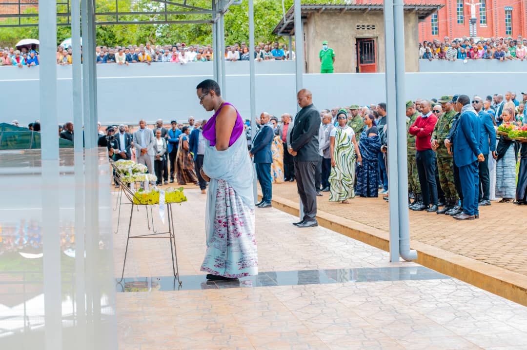 Imibiri ine y’abazize Jenoside yashyinguwe mu cyubahiro i Nyarubuye ...
