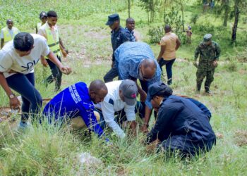 Urubyiruko rw’Abakorerabushake rwakoze ibikorwa bya miliyoni 800Frw mu kwezi kumwe 