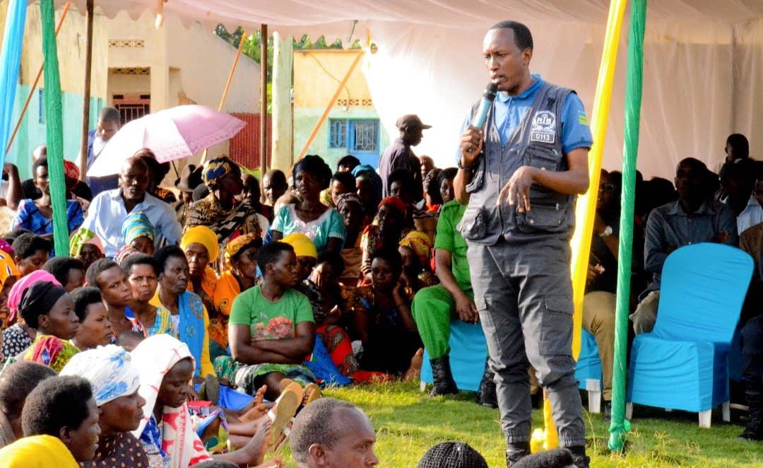 Gatsibo: Abaturage baragirwa inama yo kureka kwihanira – MUHAZI YACU
