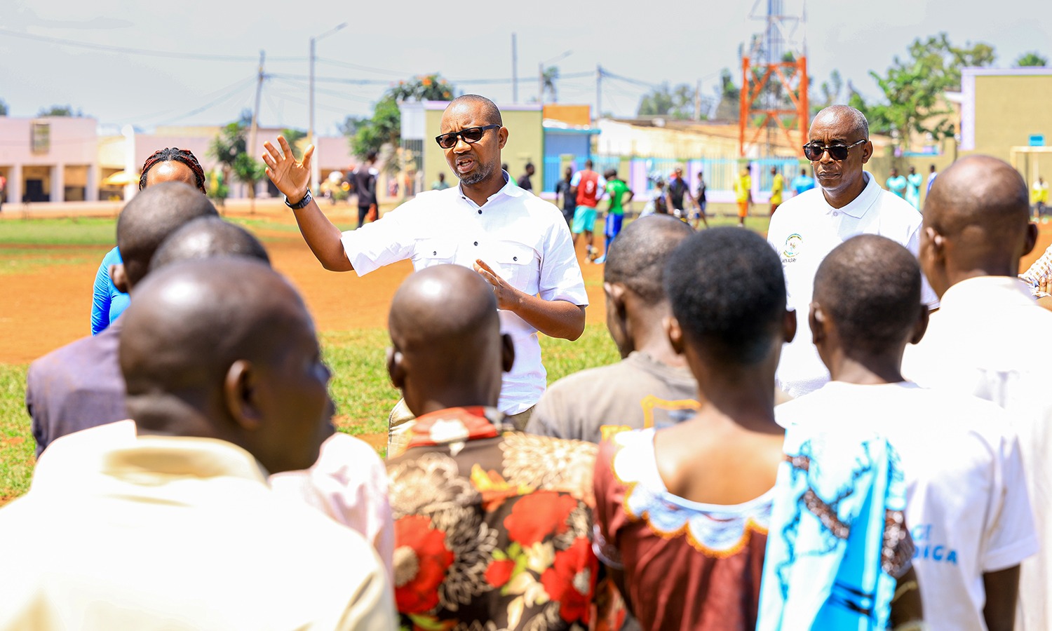 Kirehe: Imiryango 90 yorojwe inka muri gahunda ya Girinka – MUHAZI YACU