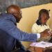 MINEDUC yatangiye kugeza mu mashuri abanza mudasobwa nto zikoresha ubwenge buhangano