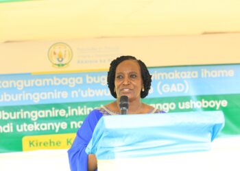 Buriya umuryango utariho n’u Rwanda ntirwabaho-Minisitiri Uwimana