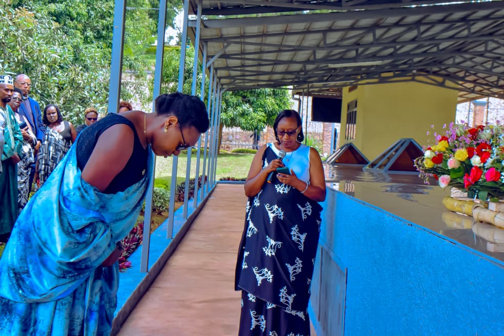 Nta mpamvu mufite yo gukurana ingengabitekerezo ya Jenoside- Minisitiri ...