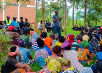 Umuganda ni umwihariko w’u Rwanda mu kwishakamo ibisubizo – Visi Meya Sekanyange