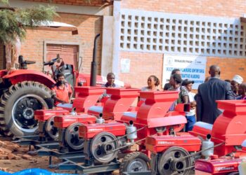 Koperative KABOKU yiteze impinduka mu buhinzi ku nkunga y’ibikoresho bya miliyoni 200Frw