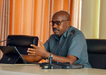 Kurwara ukivuza udafite Mituweli birahenze cyane kurusha amafaranga wakwishyura bitewe n’ikiciro washyizwemo- Meya Gasana