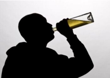 Gukubita no gukomeretsa byagabanyutseho 50% nyuma yo guhagarika zimwe mu nzoga