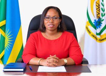 Meya Niyonagira yasabye ababyeyi kwitegura kare itangira ry’amashuri