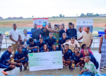 Nyagatare: Bushoga FC yegukanye igikombe mu irushanwa ry’abatarabigize umwuga