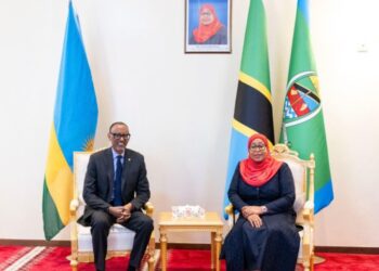 Perezida Kagame yihanganishije mugenzi we wa Tanzania Samia Suluhu wagize ibyago