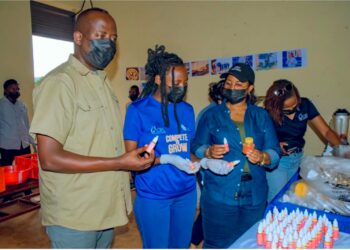 Urubyiruko rw’i Ngoma rwahize gushinga uruganda rutunganya urusenda