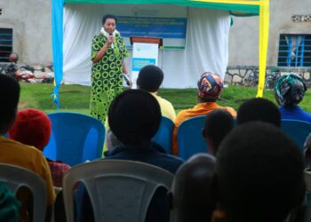 Amacakubiri ni urugamba rwatsinzwe-Depite Murora Beth