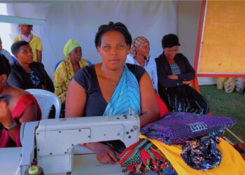 Ubudozi bwabereye Mukandayisenga isoko y’iterambere, ubu azigama ibihumbi 200 Frw ku kwezi