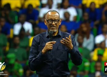 Perezida Kagame yasabye urubyiruko kugira ikinyabupfura no kudaheranwa n’amakosa