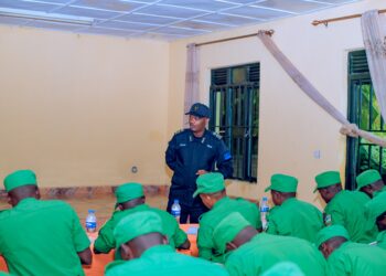 ACP Christian Safari asaba Aba-DASSO kureka ingeso zitabahesha agaciro