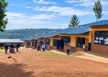 Abanyeshuri 70 bajyanywe kwa muganga nyuma yo kurya ifunguro bikekwa ko rihumanye